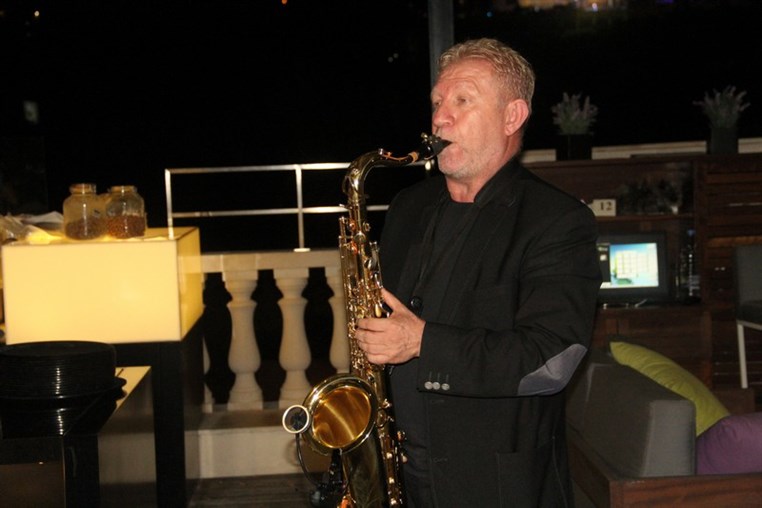 Weekend Live Groove at Monte Cassino
